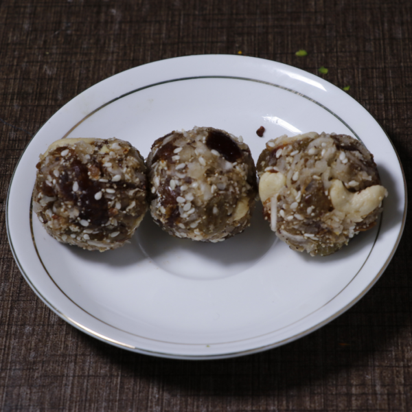 Dry Fruit Laddu