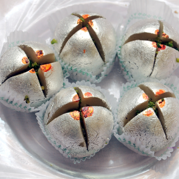 Kaju Anar