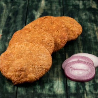 Pyaaj Kachori